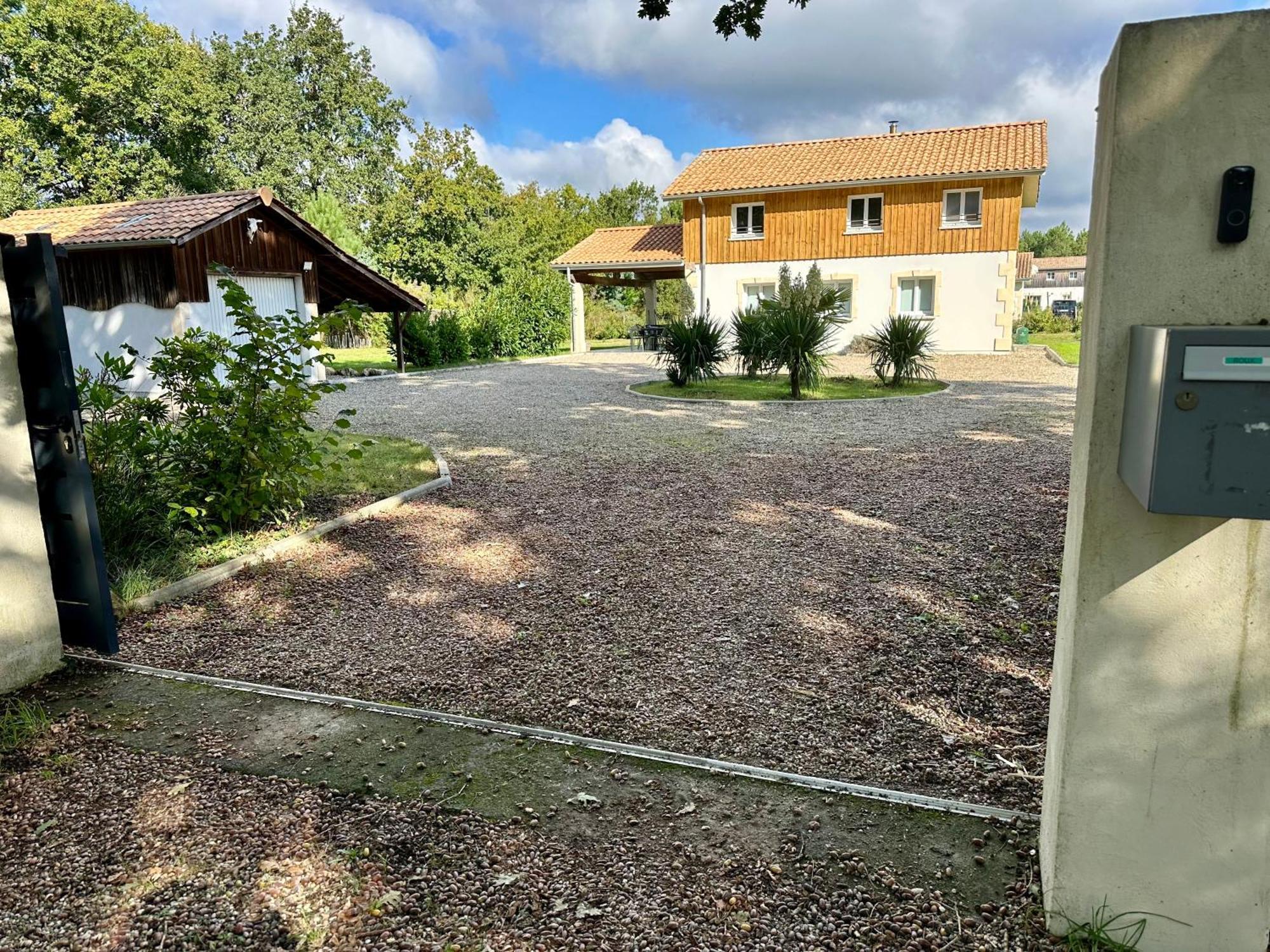 Maison Proche Du Lac ! Hourtin Buitenkant foto